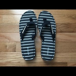 Women’s Sperry Thong Sandals